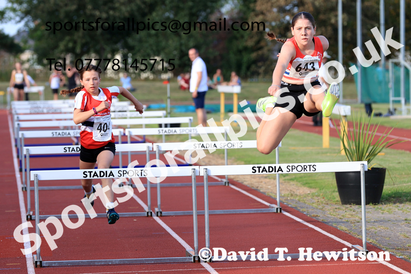 Hurdles, 2025 NEGP No 6 Monkton, Wednesday, August 13th.  Photo: David T. Hewitson/Sports for All Pics
